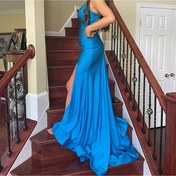 Blue Sherri Hill Dress - Picture 5 of 7
